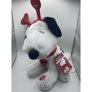 Dan Dee PEANUTS Dancing & Singing Snoopy Valentines Day “Do You Love Me” Plush